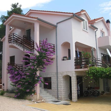 Apartments Vanda Vrboska Oda fotoğraf