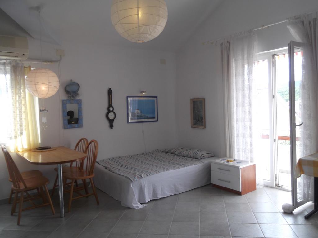 Apartments Vanda Vrboska Oda fotoğraf