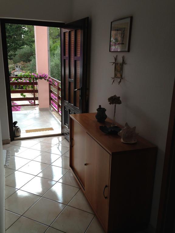 Apartments Vanda Vrboska Oda fotoğraf