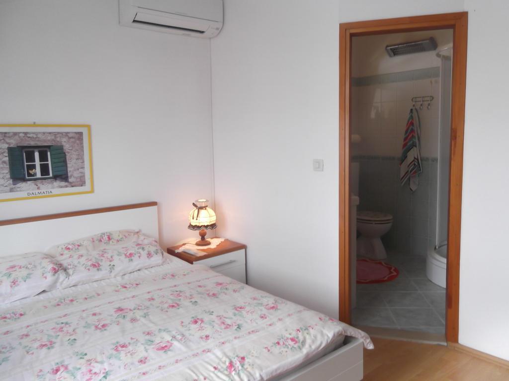 Apartments Vanda Vrboska Oda fotoğraf