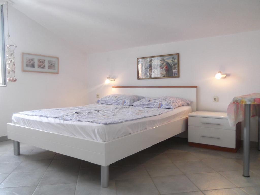 Apartments Vanda Vrboska Oda fotoğraf